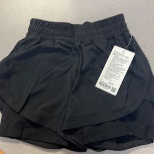 Track that 2 in 1 HR short 6”